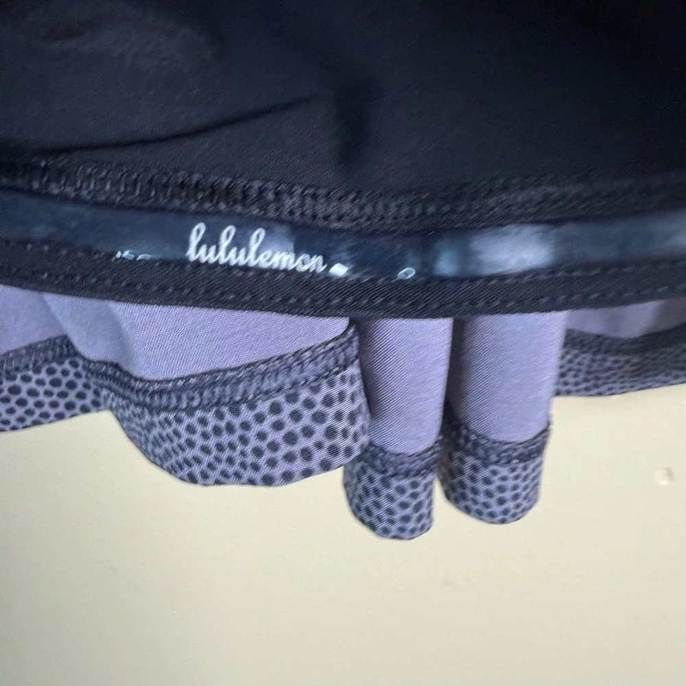 Lululemon Circuit Breaker Skirt II Women 6 Gray Dotted Pleated Tennis Pickleball